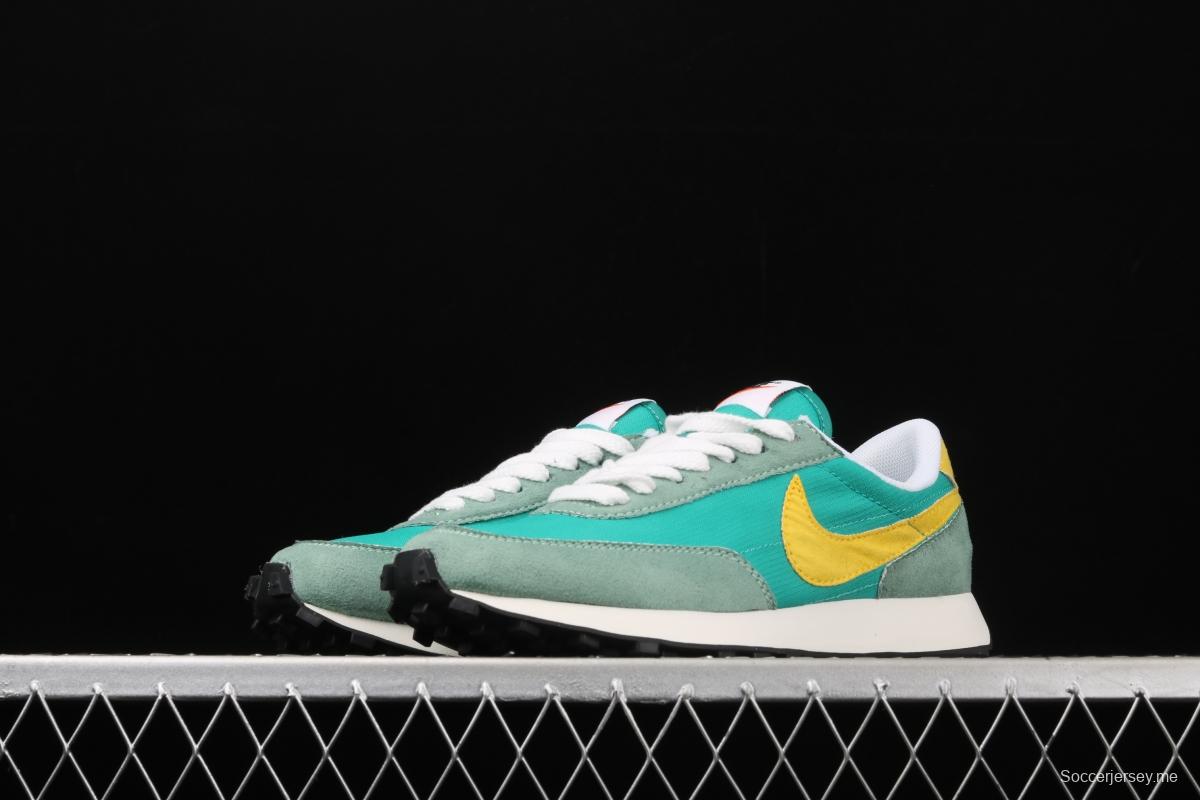 NIKE Air Daybreak Breaking Dawn series embroidered color hook waffle retro leisure sports jogging shoes DA0824-300