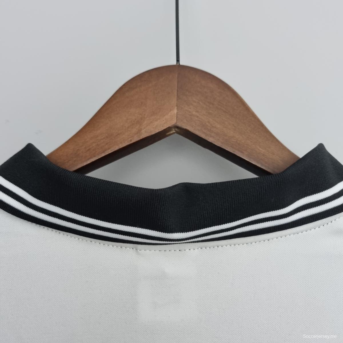 قميص كولو كولو كولو الرجعية 1992 كولو سوكرز خارج أرضه
