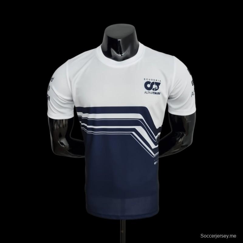 2022 فورمولا 1 2022 فورمولا 1؛ رقبة عنق طاقم من ألبهاتوري
