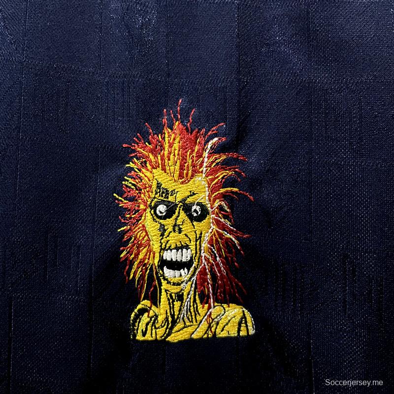 قميص فريق وست هام آيرون مايدن لكرة القدم الأساسي ريترو 1999
