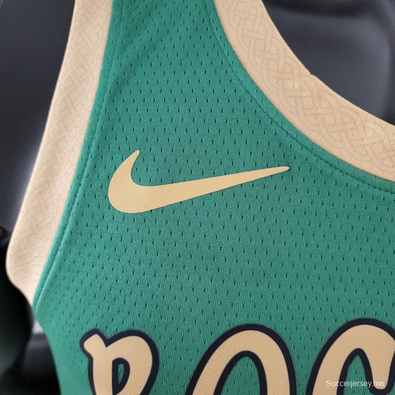 2020 قميص بوسطن سيلتيكس بوسطن سيلتيكس رقم 11 من إصدار مدينة بوسطن سيلتيكس باللون الأخضر من الدوري الأمريكي للمحترفين
