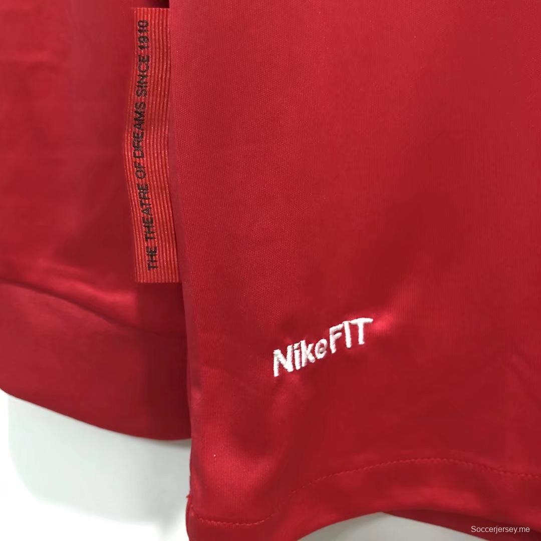 قميص ريترو 09/10 بأكمام طويلة الأكمام لمانشستر يونايتد
