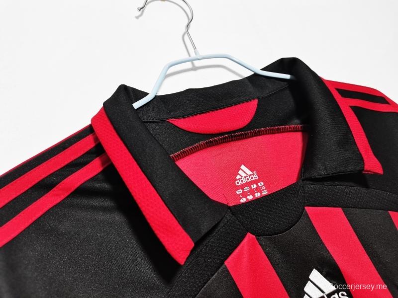 قميص فريق إيه سي ميلان 2006/2007 الرجعية لكرة القدم الأساسية
