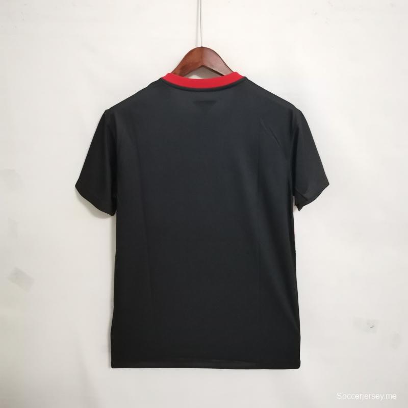 قميص كرة قدم برتغالي ريترو 2015 ذهاباً وإياباً أسود اللون
