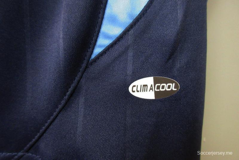 قميص أرجنتيني أزرق اللون أزرق عتيق موديل 2006
