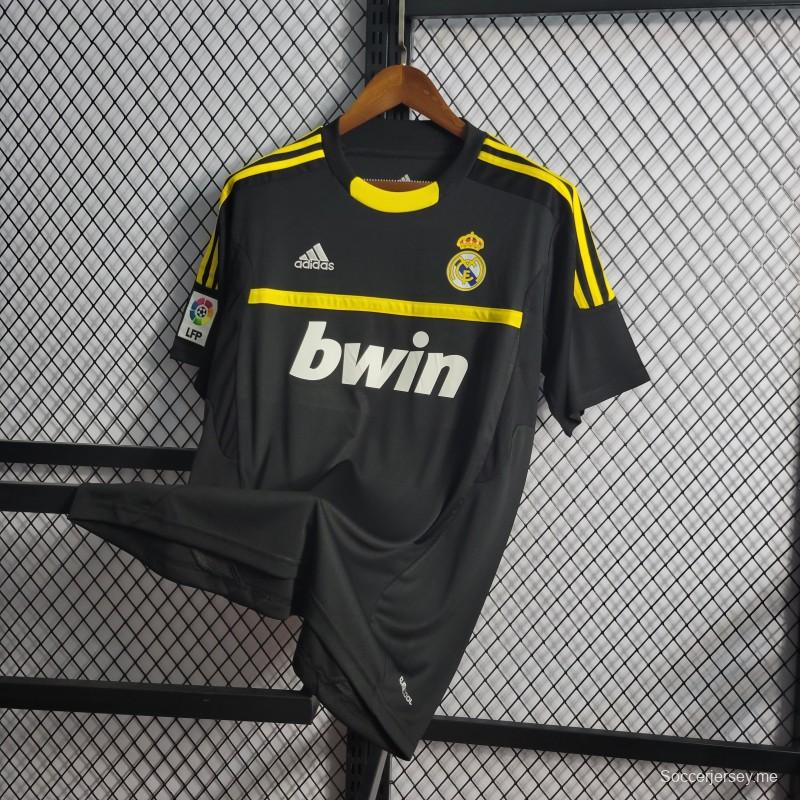 قميص ريترو 2011/12 ريال مدريد 2011/12 أسود لحارس مرمى ريال مدريد

