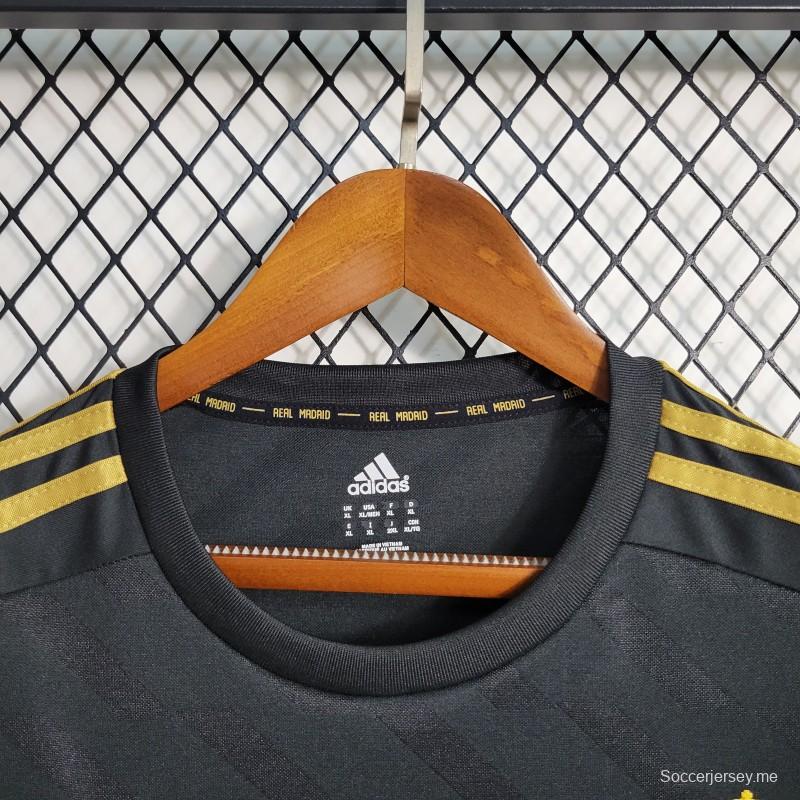 قميص ريترو 2011/12 ريال مدريد الرجعية 2011/12 خارج الديار
