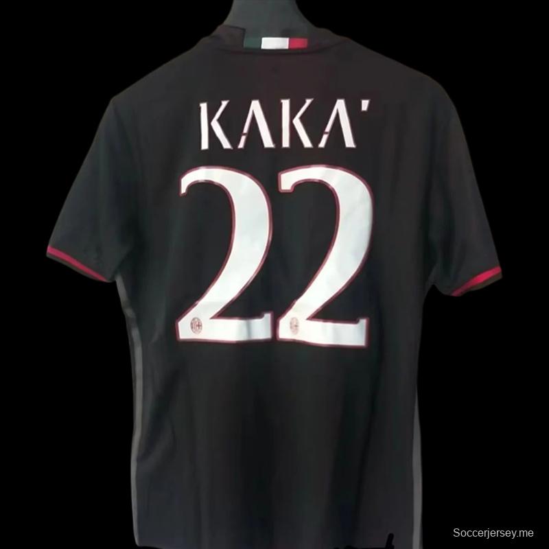 قميص ريترو 16 17 ريترو ميلان مع رقع كاملة للدوري الإيطالي
