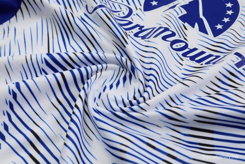 24/25 إنتر ميلان سترة بيضاء جيريزي + شورت أبيض
