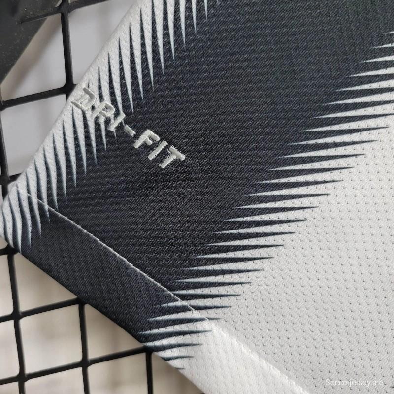 قميص قديم 11/12 ريترو 11/12 يوفنتوس هوم جيرسي
