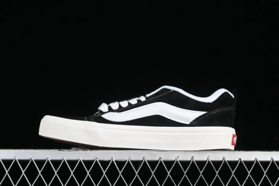 Vans Classics Knu Skool Retro Skate Shoes with Chunky Silhouette - VN0009QCBF2