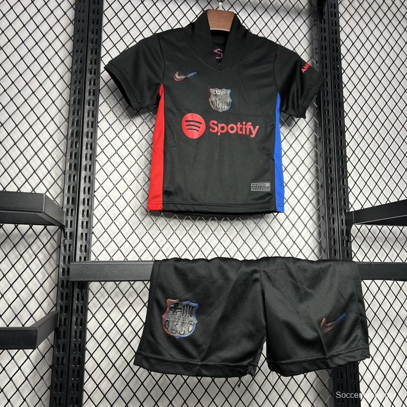 24/25 قميص برشلونة اوايي اكسسوار أسود اللون أسود 24/25 أطفال
