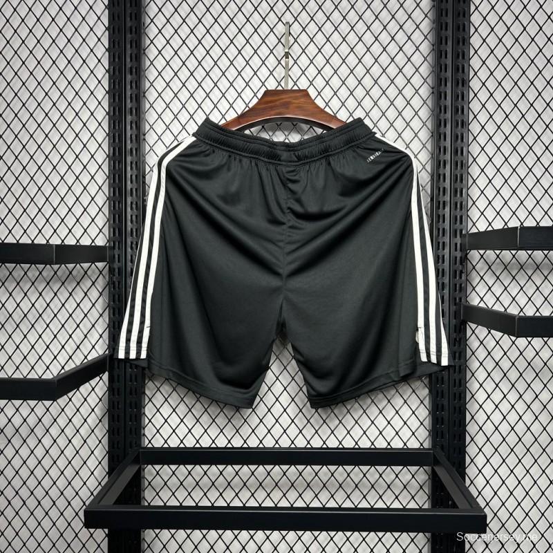 2024/25 الشورت الثالث لمانشستر يونايتد 2024/25 مانشستر يونايتد
