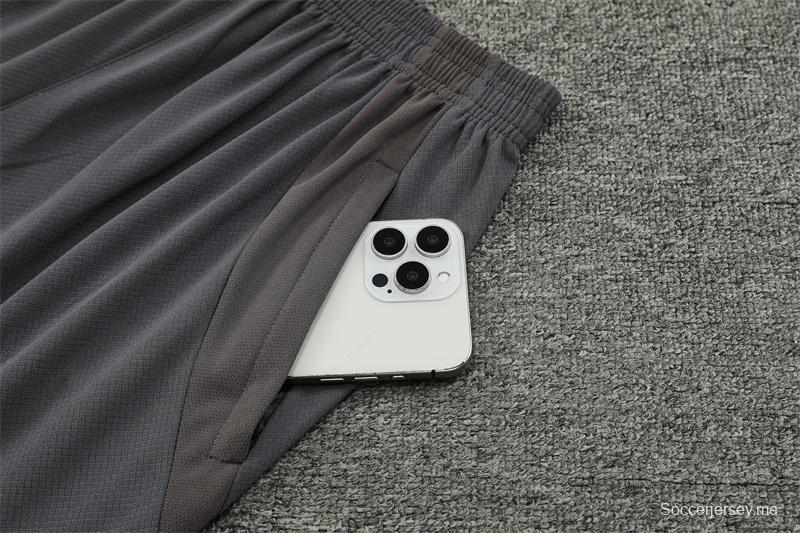 24/25 ريال مدريد قميص قصير الأكمام وردي اللون الوردي + شورت قصير الأكمام
