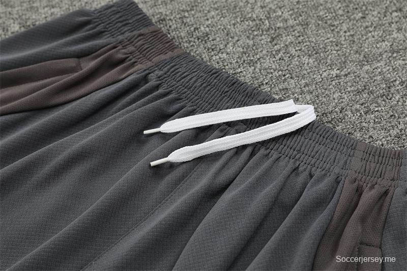 24/25 ريال مدريد قميص بأكمام قصيرة أسود/وردي + شورت بأكمام قصيرة أسود/وردي
