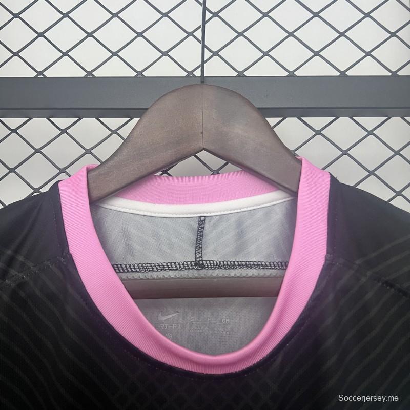 24/25 إنتر ميلان أسود مع قميص أسود مع قميص أفعى وردي اللون