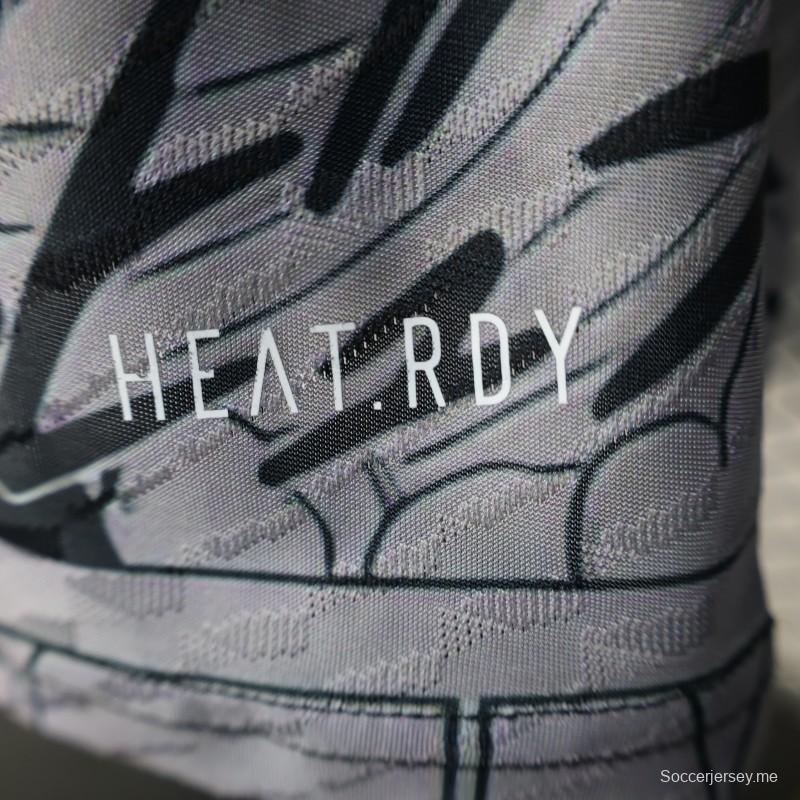 إصدار اللاعب 2025 منتخب اليابان 2025 قميص منتخب اليابان دراغون بول زد فيجيتا رمادي مع قميص برسومات أنيمي