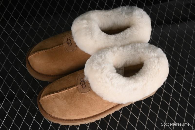 UGG Classic Short II Mini Boots with Genuine Australian Sheepskin and TREADLITE Outsole - 1134810