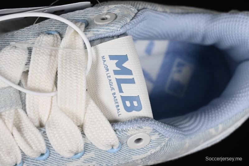 New York Yankees MLB Bigball Chunky Embo Monogram Platform Sandals - 3ASXCDC4N50SBS