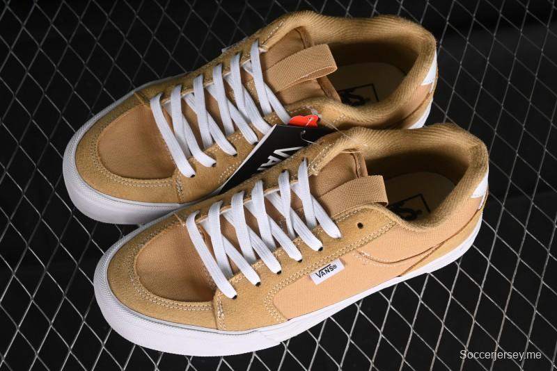 Vans Chukka Push Low-Top Skate Shoes in Beige with Slip-Resistant Sole - VN000CZW4MG