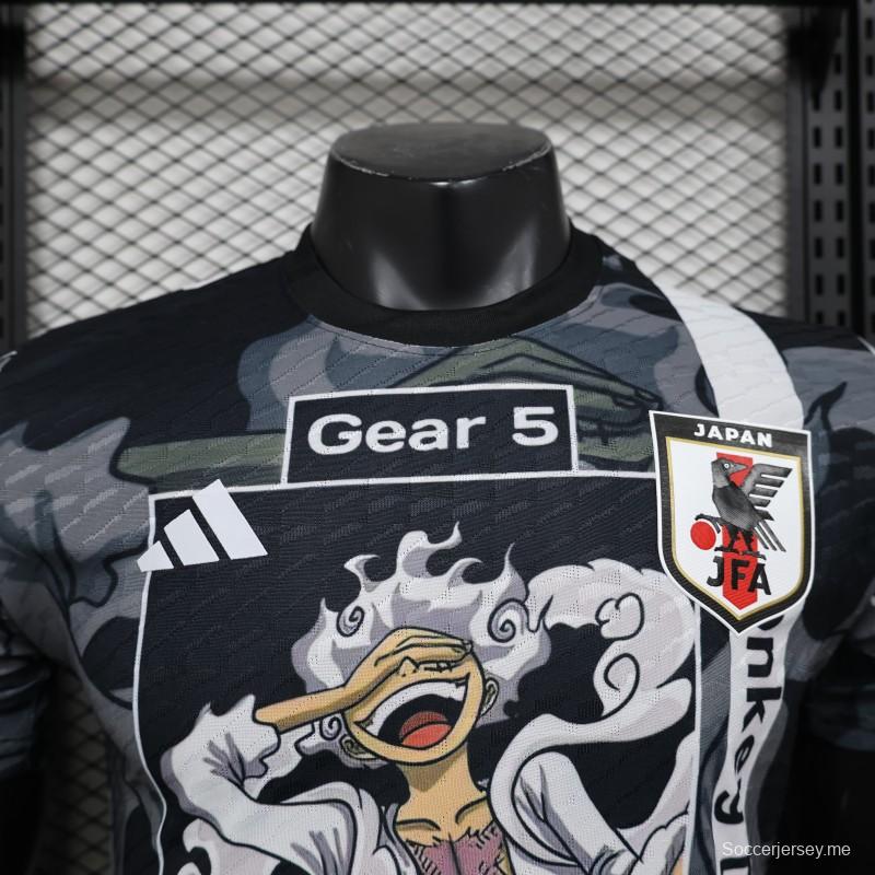نسخة اللاعب 2025 منتخب اليابان 2025 قميص منتخب اليابان أسود اللون مع قميص بتصميم ون بيس جير 5 لوفي