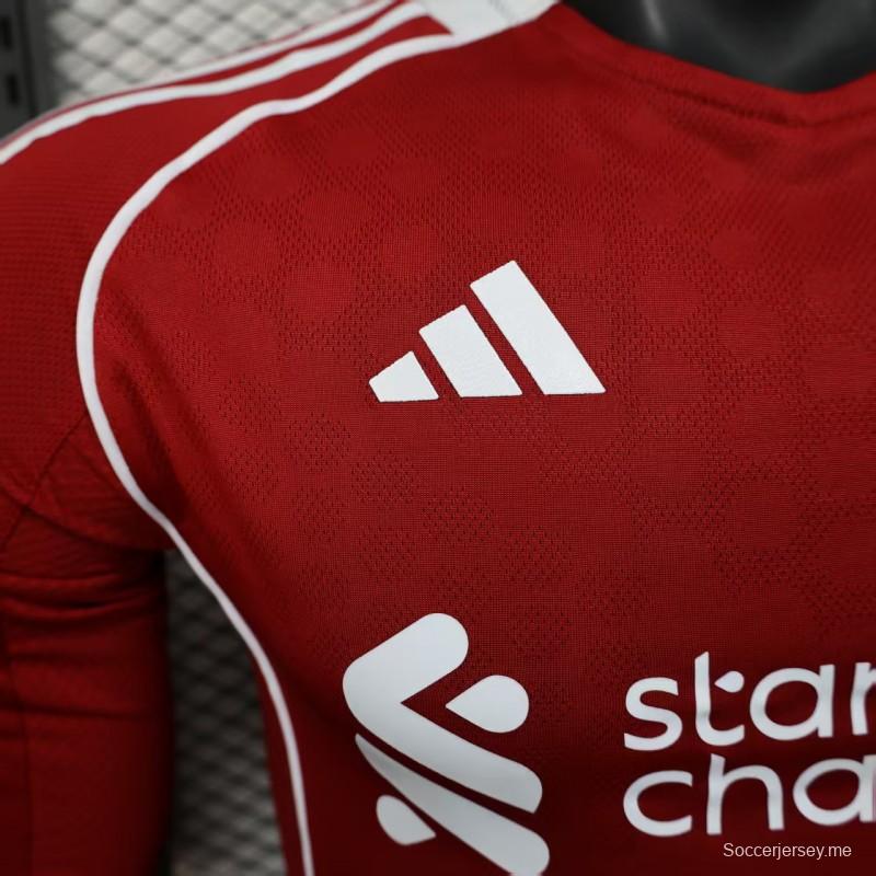 إصدار اللاعب 25/26 قميص بأكمام طويلة الأكمام من ليفربول هوم 25/26