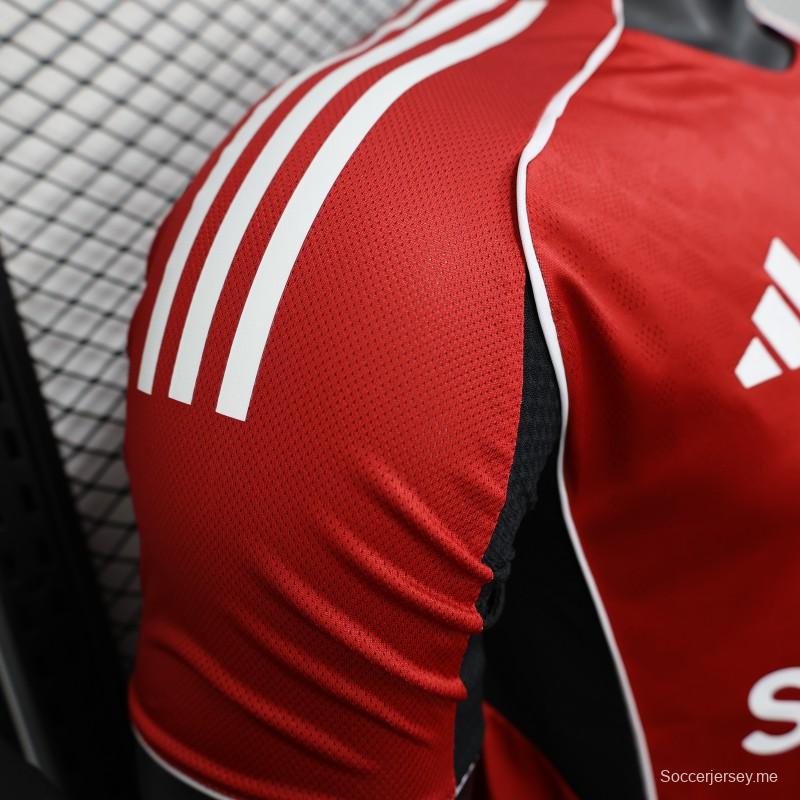 إصدار اللاعب 25/26 قميص مانشستر يونايتد الرئيسي 25/26