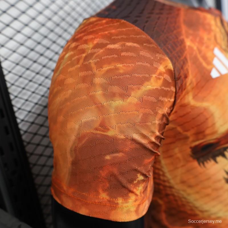 إصدار اللاعب 25/26 ريال مدريد 25/26 قميص ريال مدريد زها برتقالي مع قميص محارب التنين