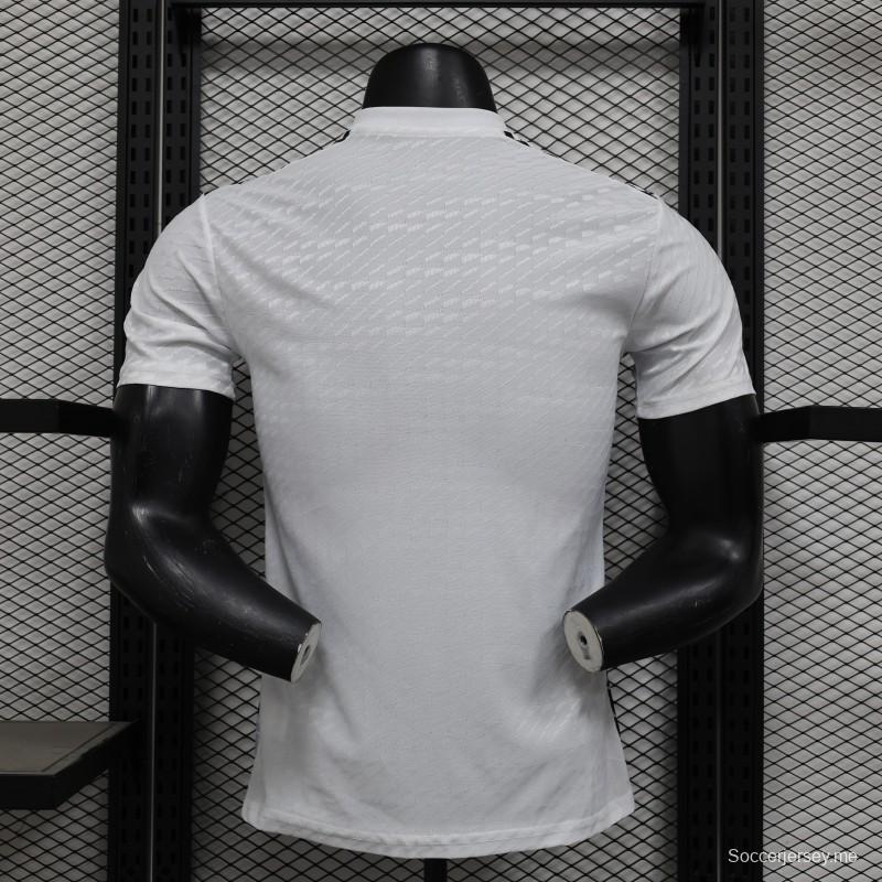 إصدار اللاعب 2025 قميص ياباني أبيض مع قميص الساموراي وأزهار الكرز