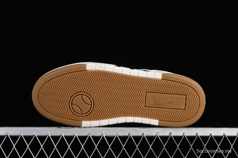 MLB Chunky Liner Basic Height Increasing Platform Sneakers with 6cm Inner Lift - 3ASXCLD4N50BLS