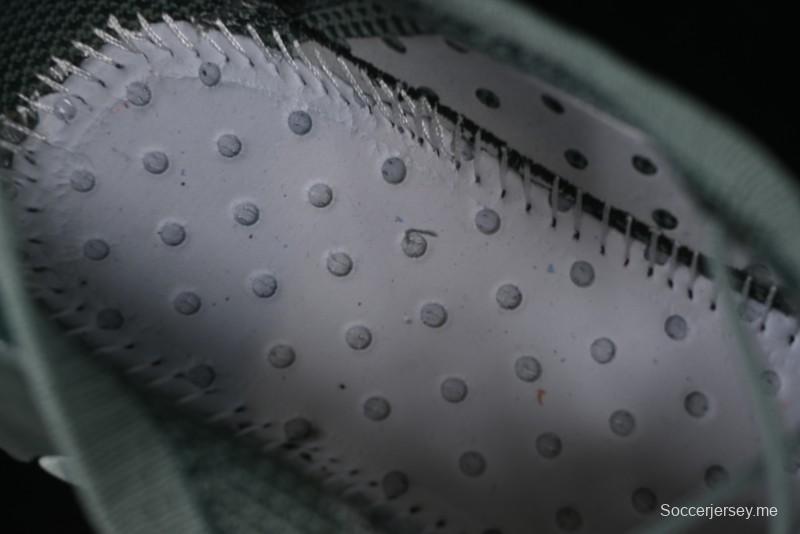 Mammut Hueco Knit II Low Hiking Shoes with Cushioning Anti-Slip and Abrasion-Resistant Design - 42808