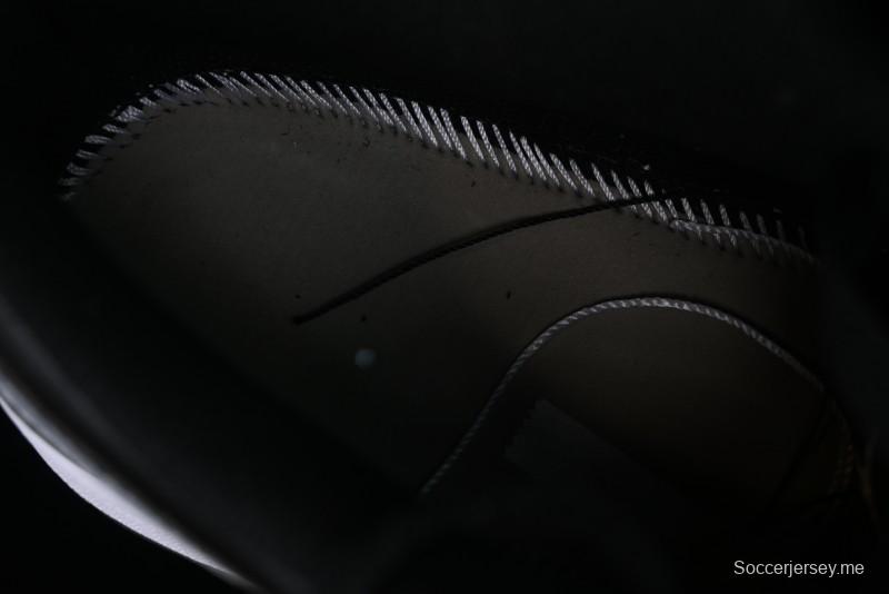 Nike Air Jordan 1 Low Retro Basketball Shoes in Black and White - 553558-043