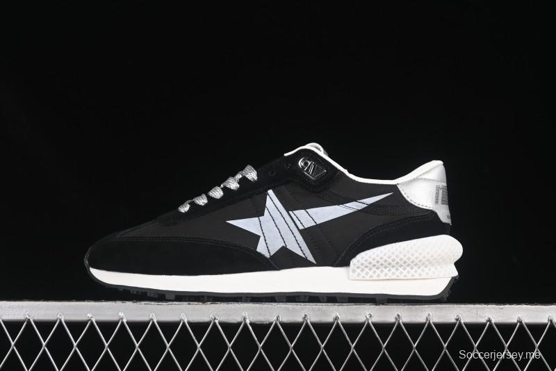 Golden Goose Marathon Comfortable Low-Top Lifestyle Sneakers in White Black - H8D4