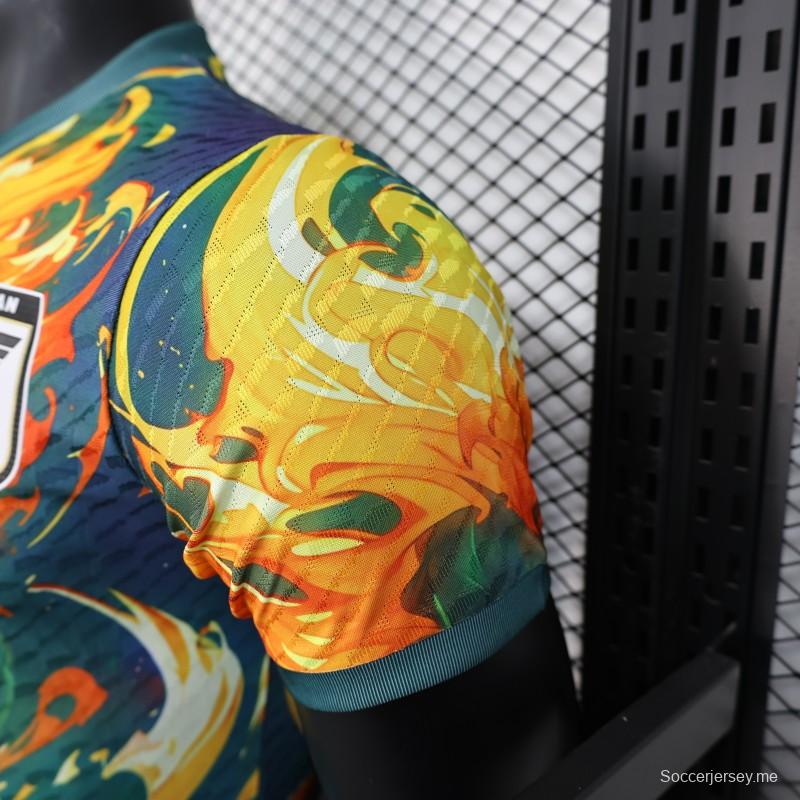 إصدار اللاعب 2025 قميص اليابان 2025 بتصميم الساموراي والخلفية النارية