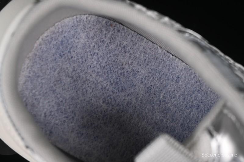 حذاء رياضي ذو رباط بتصميم نجمة بتصميم نجمة بأربطة مجوفة مع زيادة ارتفاع 5 سم - G25U9789