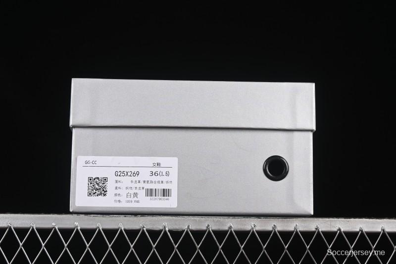 حذاء رياضي مكتنزة بأربطة مجوفة مفرغة بتصميم نجمة GG-CC مع زيادة ارتفاع 5 سم - G25X269