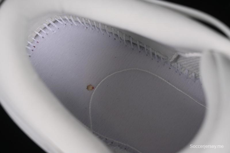 حذاء نايك اير جوردان 4 ريترو ريترو من نايك مع جزء علوي من نسيج شبكي وشمواه - IB4466-025