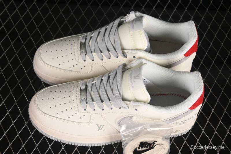 حذاء نايك اير فورس 1 '07 المنخفض من نايك اير فورس 1 '07 LV Collaboration باللون الرمادي الدنيم سووش سنيكرز كاجوال - XX3168-135