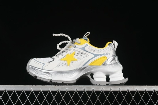 حذاء رياضي مكتنزة بأربطة مجوفة مفرغة بتصميم نجمة GG-CC مع زيادة ارتفاع 5 سم - G25X269