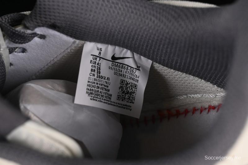 حذاء نايك اير فورس 1 '07 منخفض من نايك اير فورس 1 '07 LV Collaboration Swoosh باللون الرمادي برباط رمادي كاجوال - DM686868-067