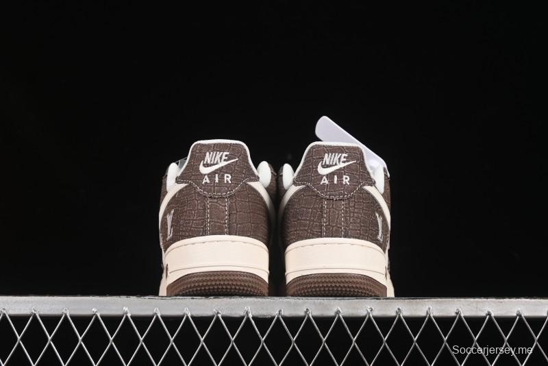 حذاء نايك اير فورس 1 '07 المنخفض من نايك اير فورس 1 '07 LV Collaboration حذاء رياضي كاجوال شبكي بيج - XS1958-552