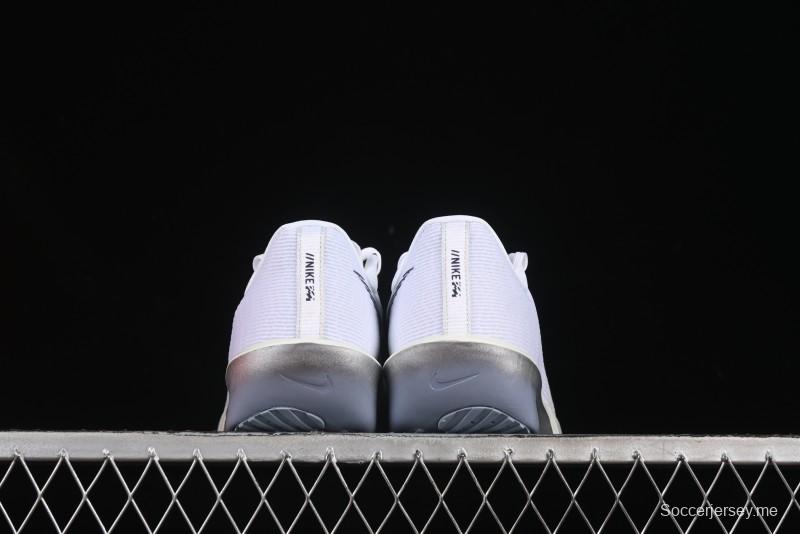 حذاء الجري زوم ريفال فلاي 4 من نايك زوم ريفال فلاي 4 خفيف الوزن وسريع الاستجابة بتقنية فلاي نت وريكت - FV6040-102