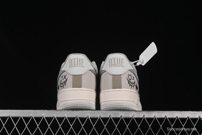 نايك اير فورس 1'07 نايك اير فورس 1'07 لو باتمان دي سي كوميكس سلسلة باتمان كاريكاتير كاجوال - XL2321-111