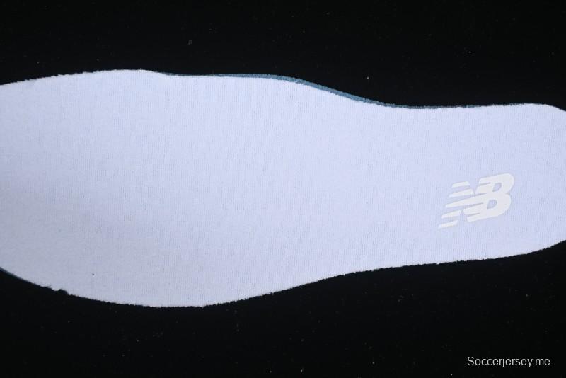 حذاء جري كاجوال من سلسلة NB9060 من نيو بالانس بتقنية التوسيد ABZORB - U9060AAB