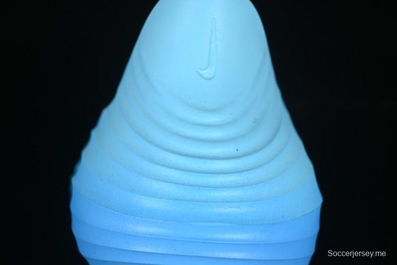 صندل نايك رياكت إكس ريجوفن8 الصيفي مع رغوة رياكت إكس فائقة النعومة لراحة طوال اليوم - HV5062-400