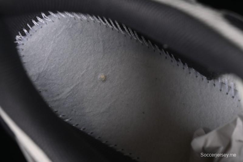 حذاء الجري الكاجوال من سلسلة 1906 من نيو بالانس 1906 ريترو على الطراز الأبوي - U1906ANB