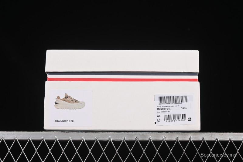 حذاء مونكلر تريلجريب تريلجريب جي تي إكس المضاد للتمزق من مونكلر حذاء خارجي جبلي بمواد مضادة للتمزق مع جور تكس ونعل خارجي من فيبرام - M00150M6291