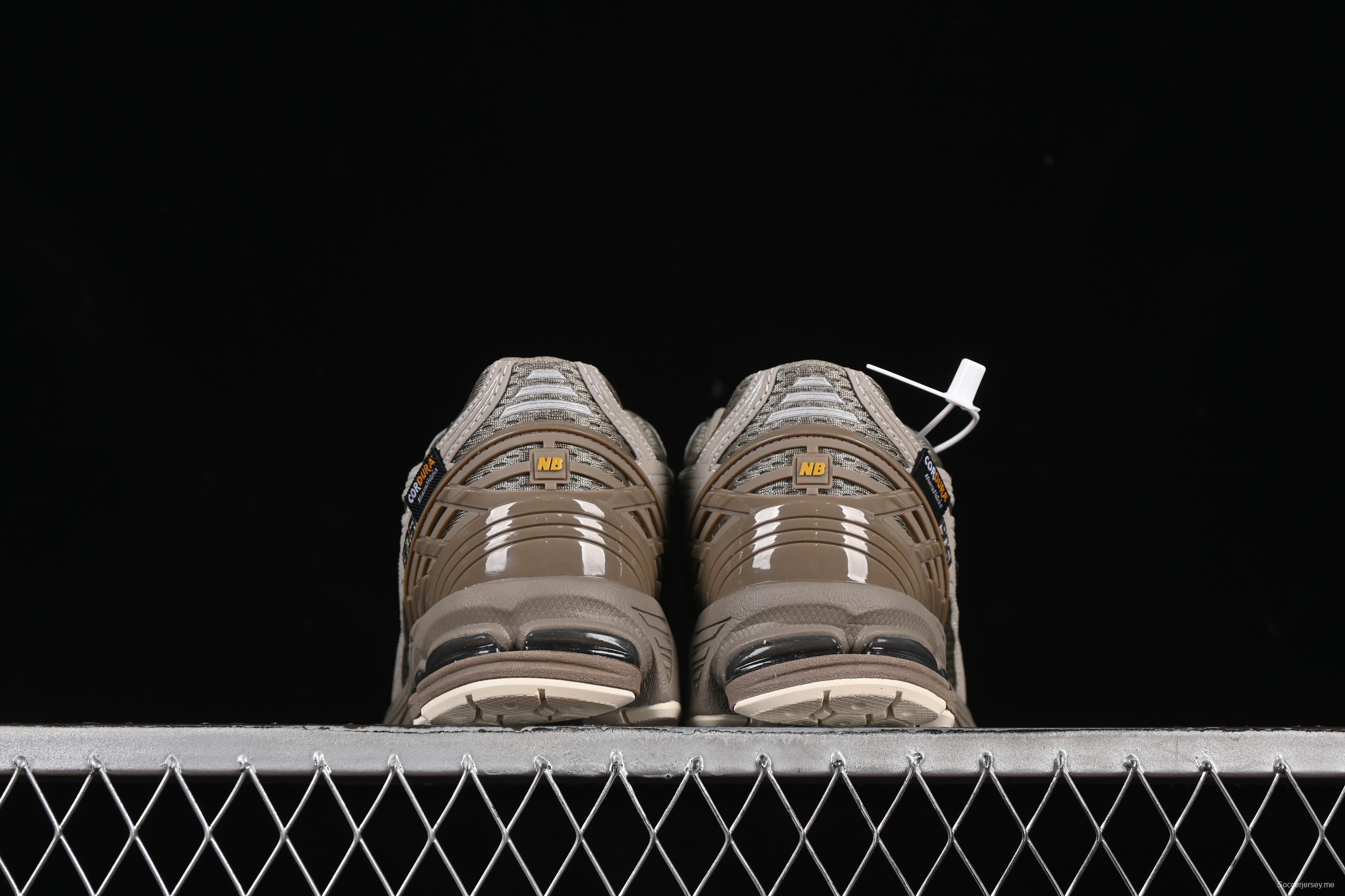 حذاء الجري الكاجوال من سلسلة 1906 من نيو بالانس 1906 ريترو على الطراز الأبوي - U1906ROB