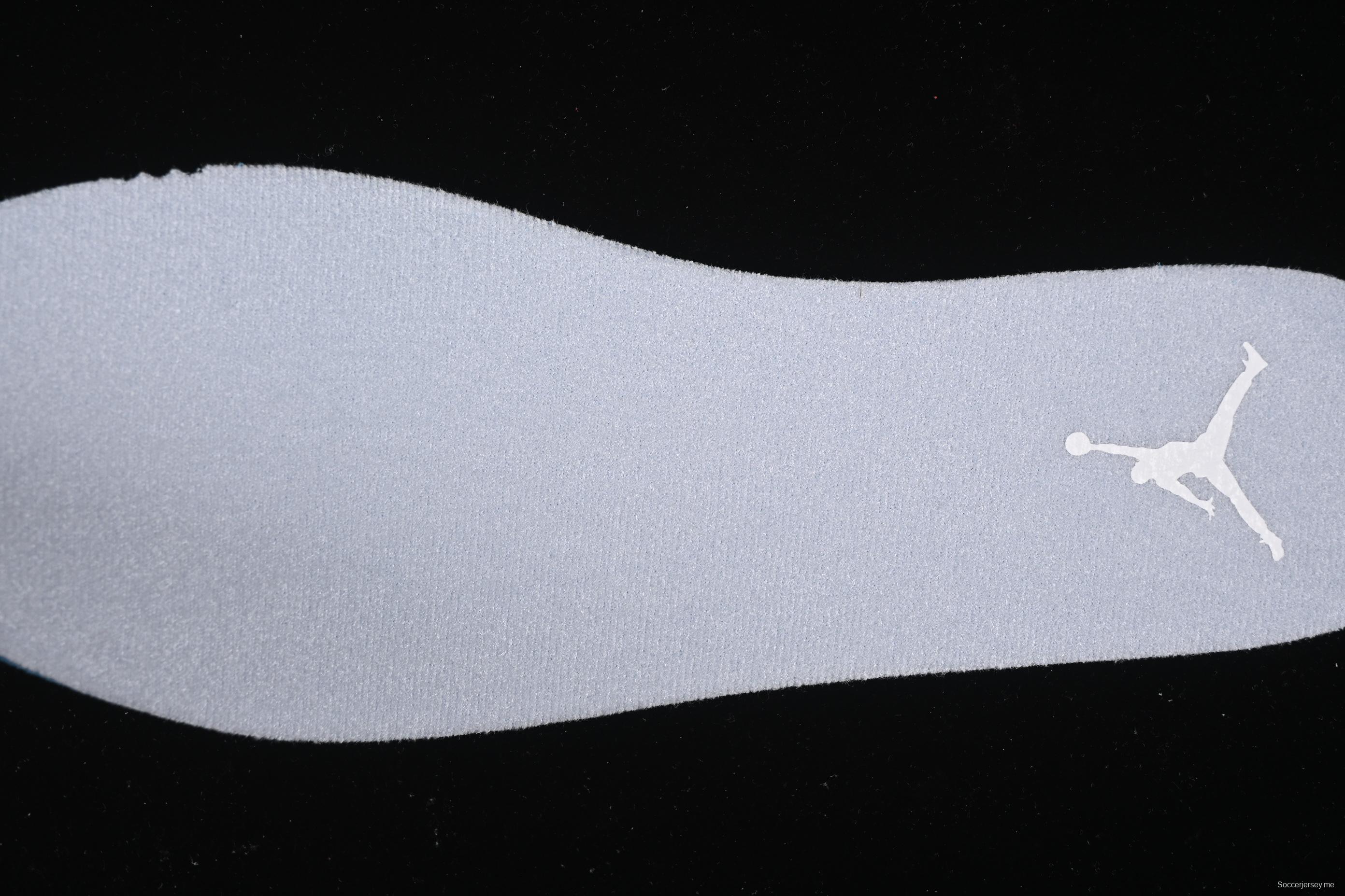 حذاء سنيكرز جوردان سبيزايك لو ريترو ريترو بلو فيوجن من نايك - FQ1759-103