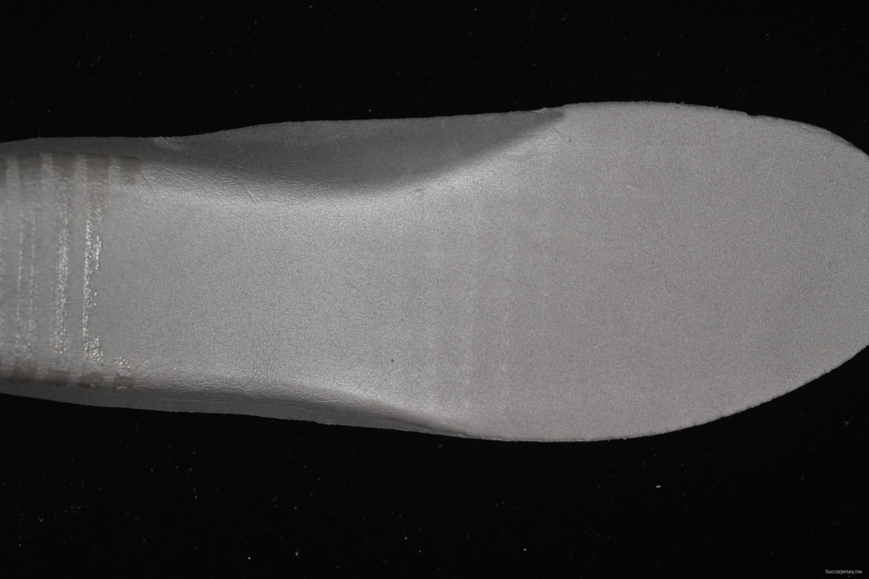 حذاء نايك اير فورس 1 '07 منخفض من نايك اير فورس 1 '07 ستوسي كولابوريشن دوال تون أحمر اللون - CS5288-010